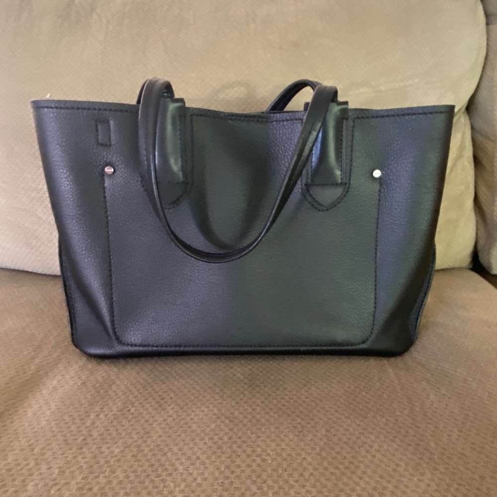 🦋 2 for $15.00  ~  Calvin Klein purse 👜